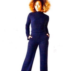 Textured Knit Crop Top & Pant Set by Serena Willams Couture
